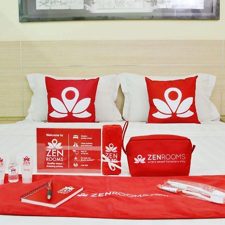 Zen Rooms Rujia Pecenongan Yakarta Exterior foto