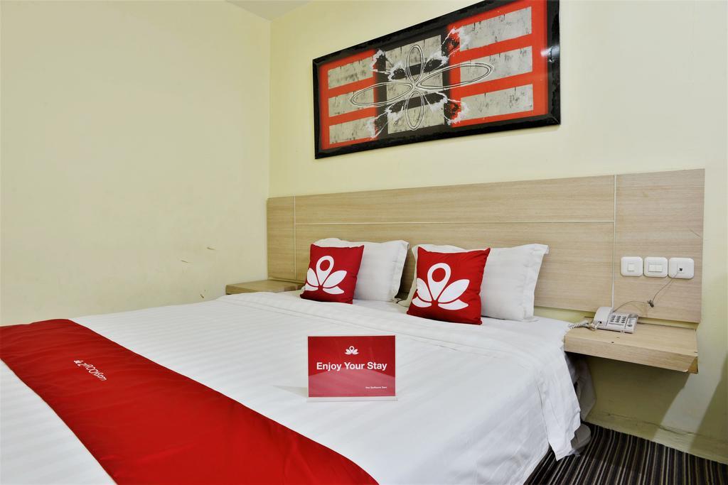 Zen Rooms Rujia Pecenongan Yakarta Exterior foto