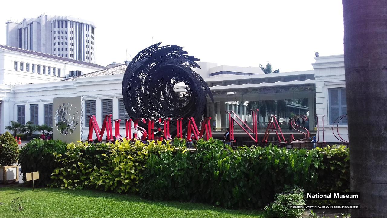 Zen Rooms Rujia Pecenongan Yakarta Exterior foto